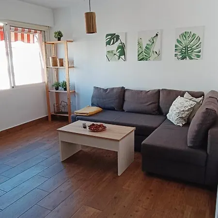 Apartamento Piso Centrico En Avenida Principal