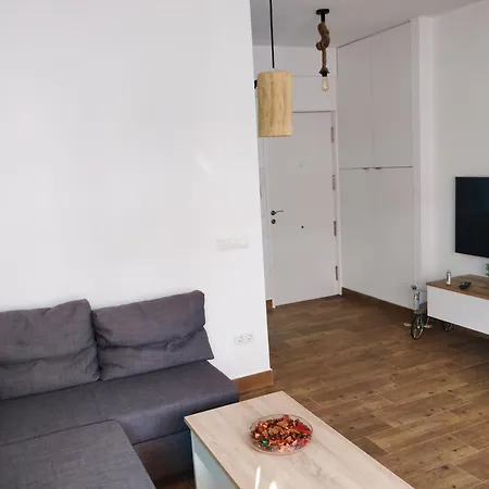 Apartmán Piso Centrico En Avenida Principal *