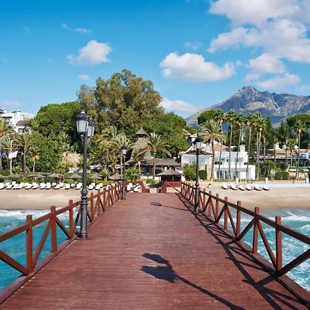 Piso Centrico En Avenida Principal Marbella